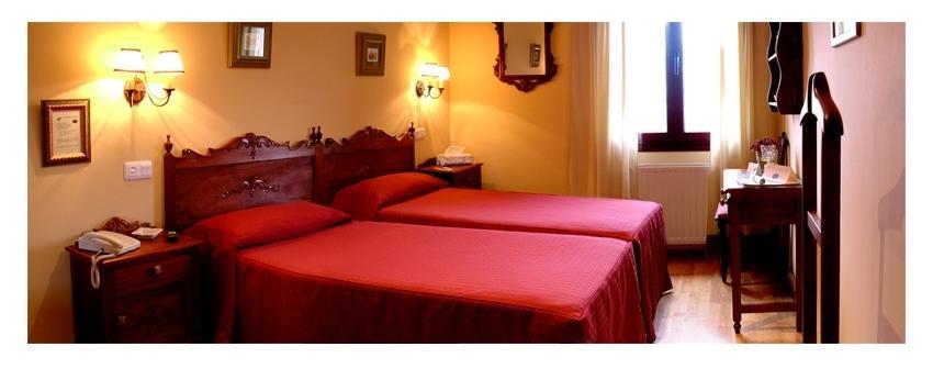 Pando  Hotel Foronda מראה חיצוני תמונה